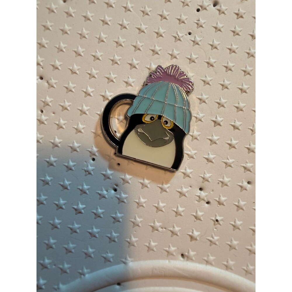 Busch gardens sea world sesame street sesame place Disney pin lapel mug